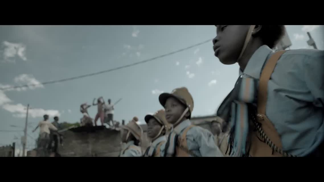 SKRILLEX - RAGGA BOMB WITH RAGGA TWINS  1080p