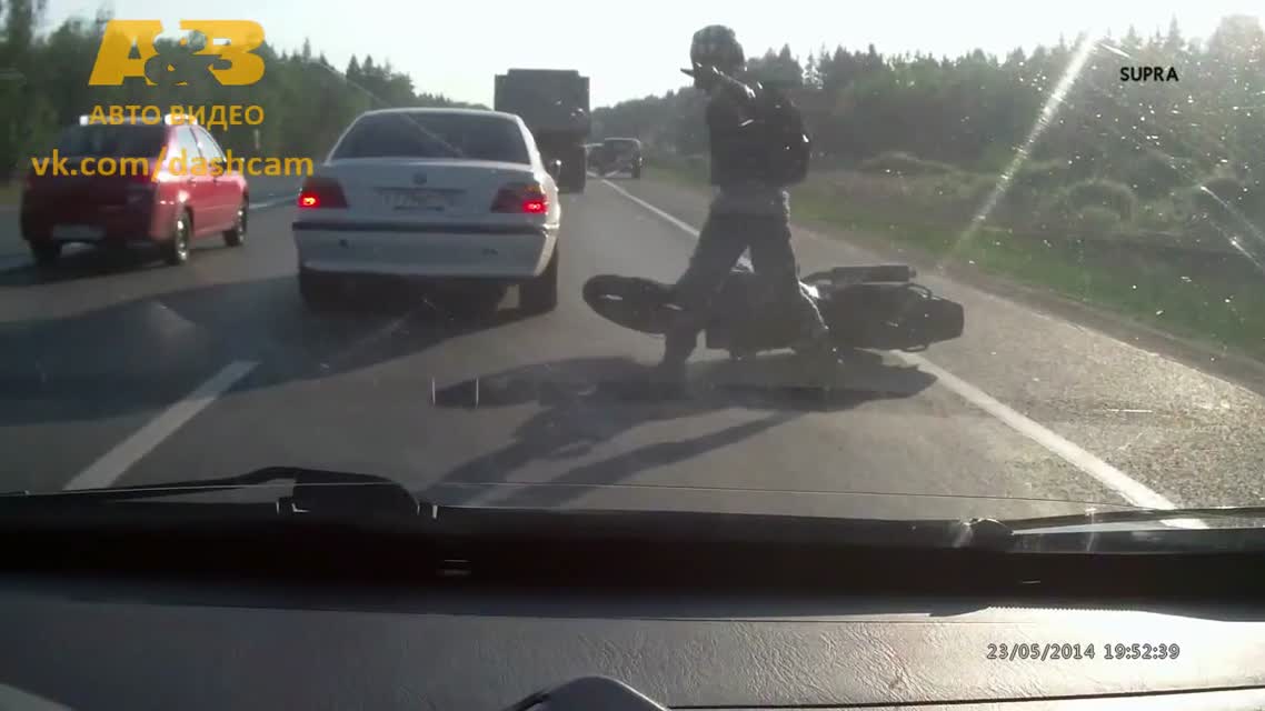 за что не любят хрустов