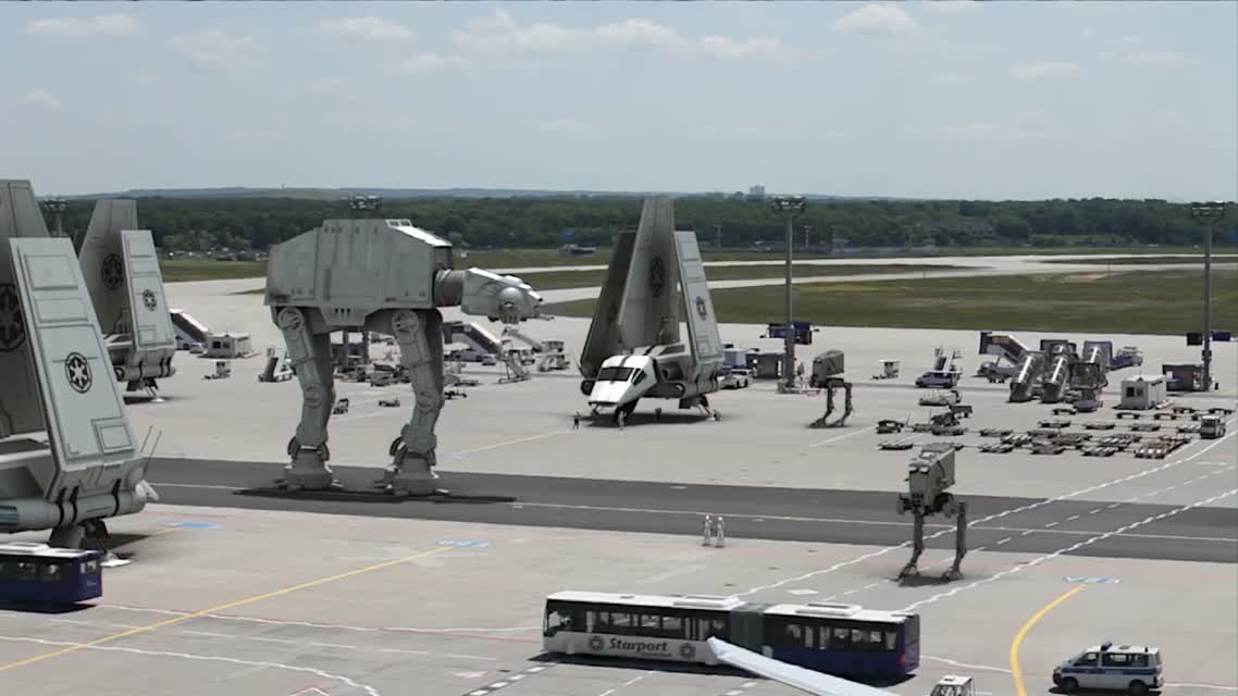 Leaked Star Wars Episode VII Filmset Footage!