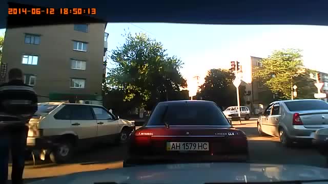 Донецк, Торез. Танки Ополченцев, начало боя 12/06/14