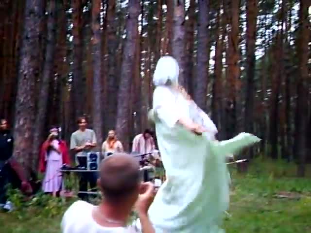 Олеся в танце