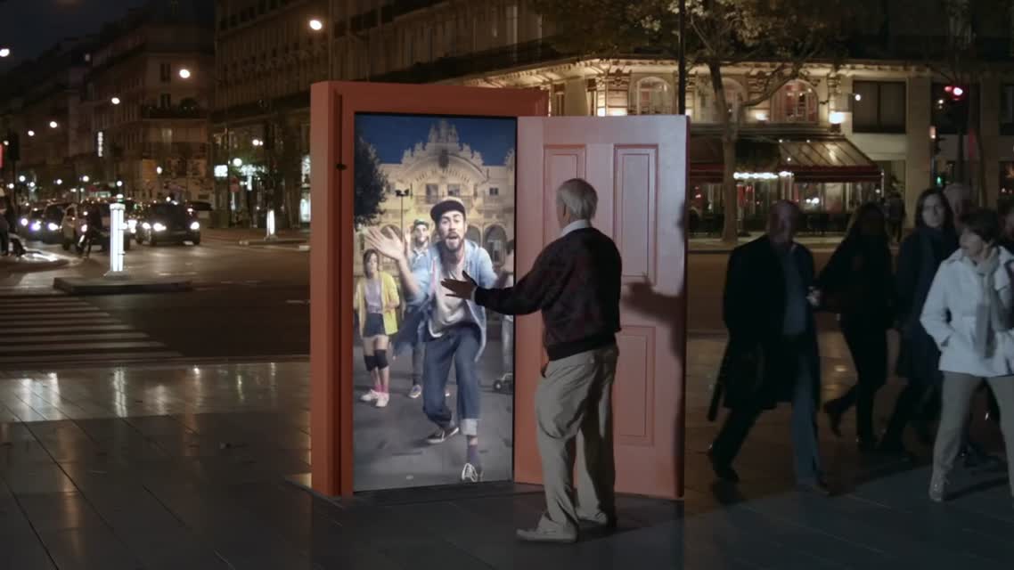 Дверь в другие города