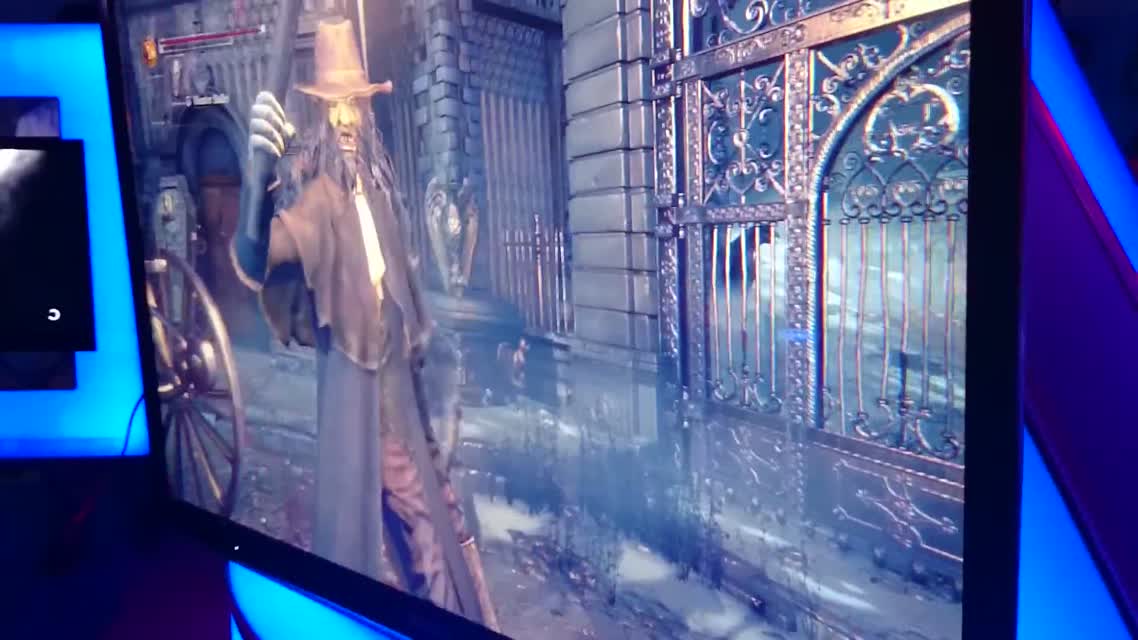 Bloodborne -- Short Gameplay (gamescom2014  Cologne  Playstation4)
