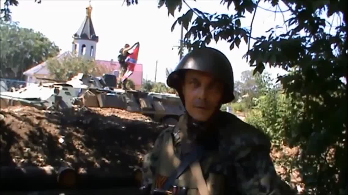 Иловайск  Подразделение Моторолы забросали гранатами карателей  Донецк,Снежное,Луганск,Макеевка