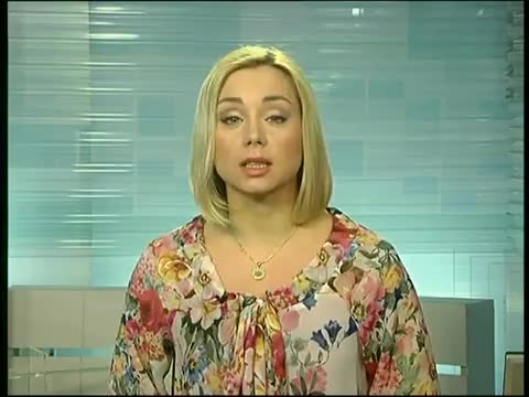 Ещё одна ведущая так умеет