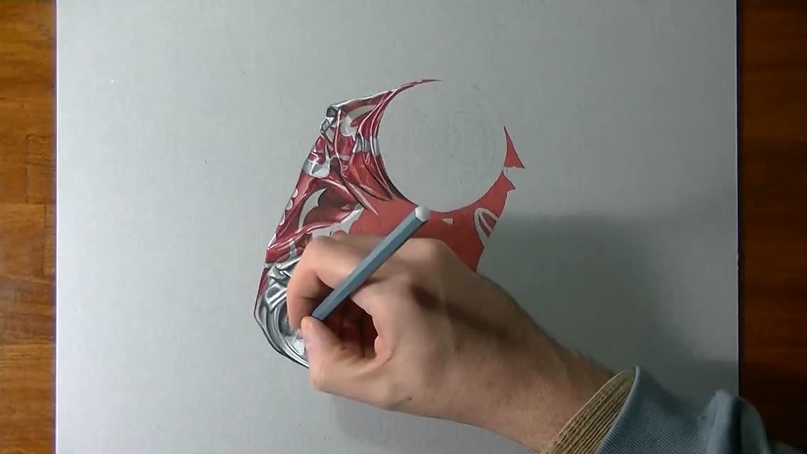 Смятая банка Coca-Cola (гиперреализм)