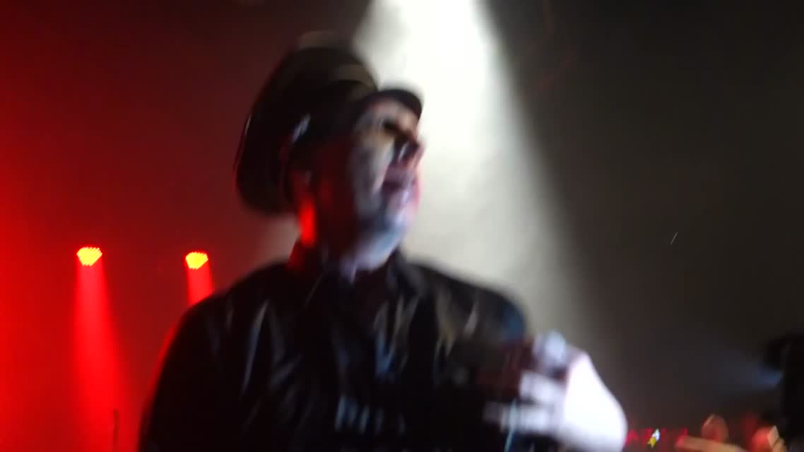 Marilyn Manson feat Johnny Depp & Ninja - The Beautiful People