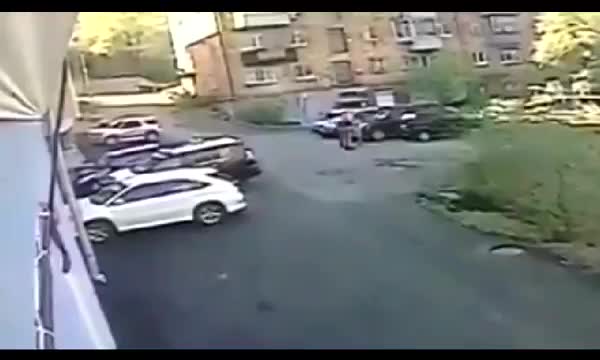 Папа купил дочке Лексус