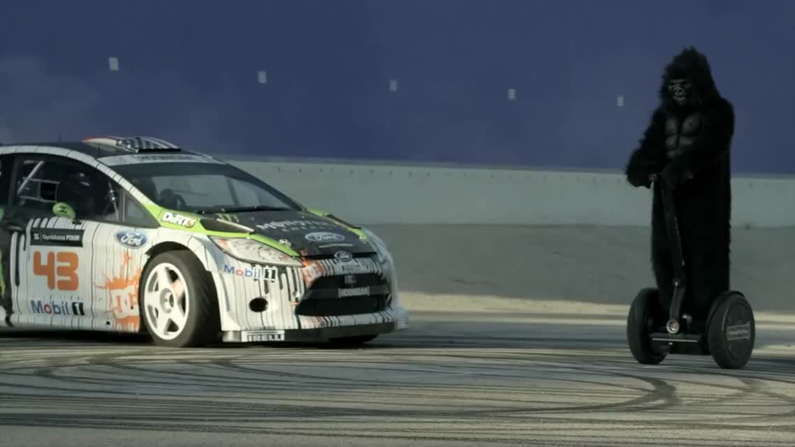Ken Block Gymkhana 4: Fiesta Holywood