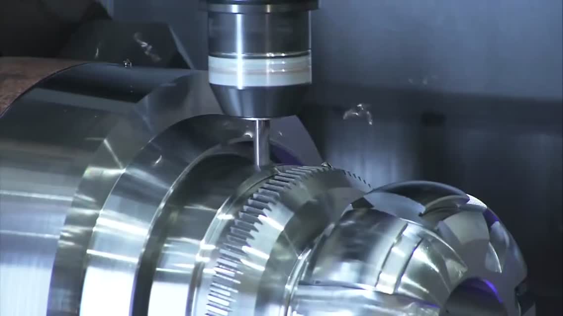 Токарь 6 разряда на шестой минуте испытал оргазм