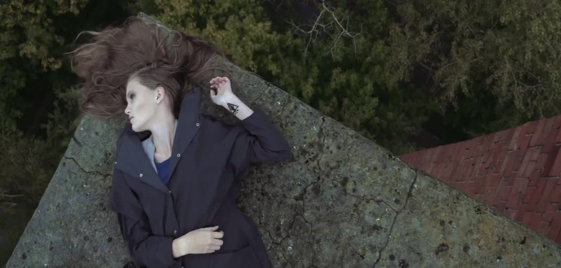 Moonbeam feat Avis Vox - 13th World (Official Video)