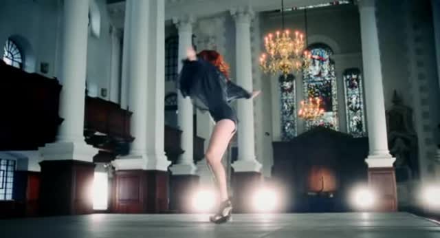 Florence And The Machine - Drumming Song