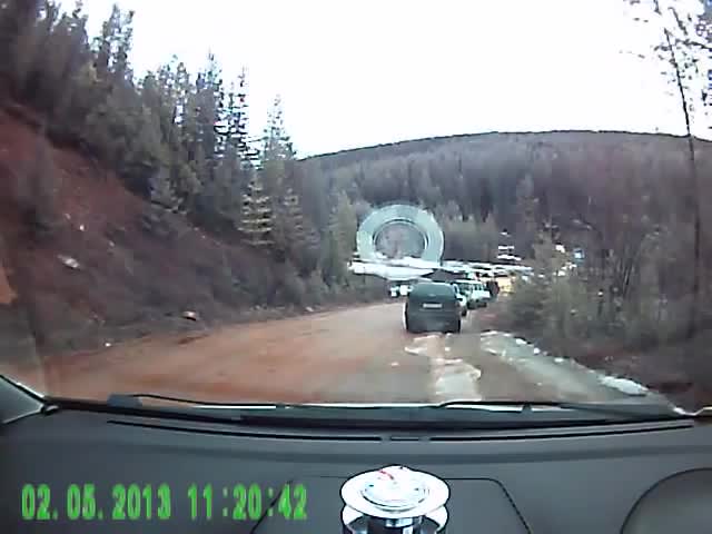 Переправа через весенний ручей
