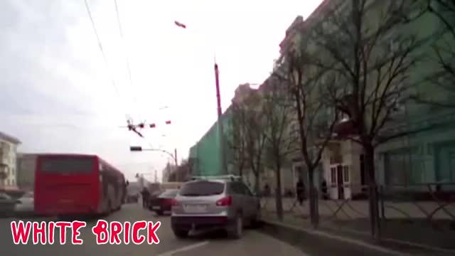 Бабы за рулём - подборка2