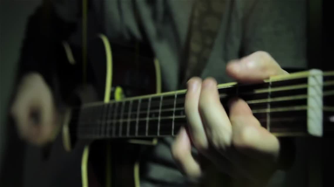 Wild Side - Motley Crue (acoustic cover by Leo Moracchioli)