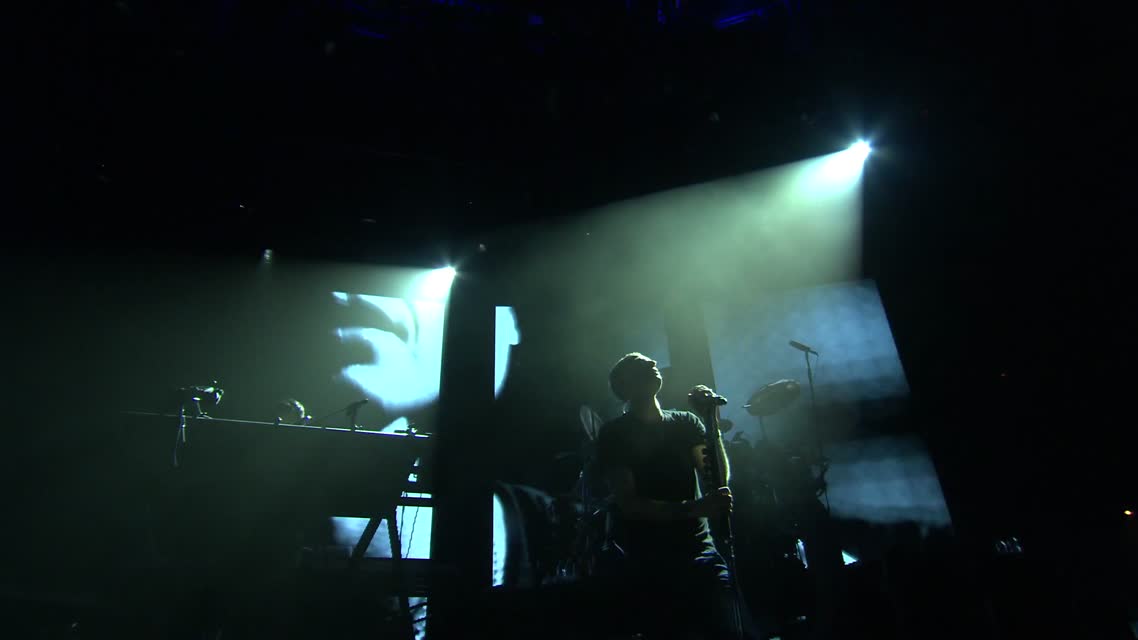 Linkin Park - Rolling In The Deep (Adele Cover - Live)