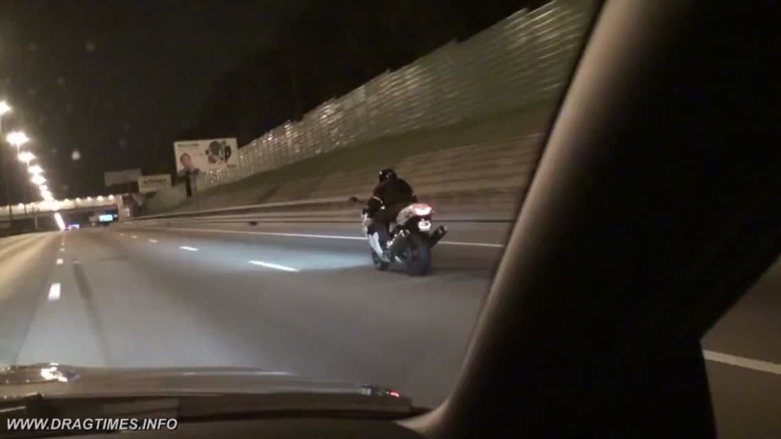 Nissan GTR vs Kawasaki ZX-14