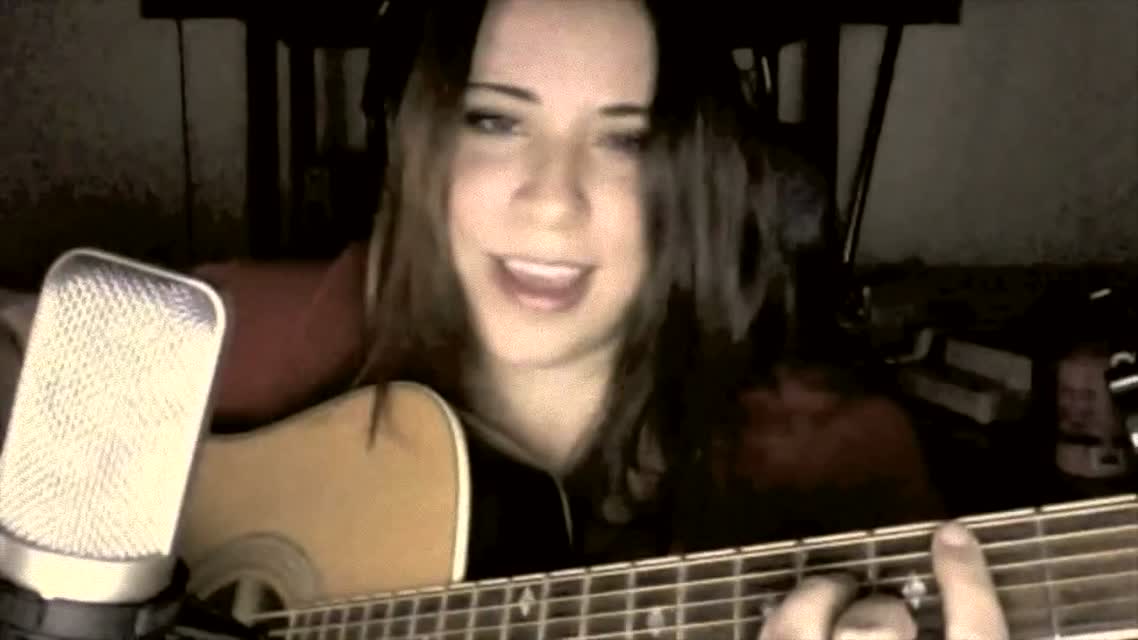 Malukah - ‪The Dragonborn Comes - Skyrim Bard Song and Main Theme Female Cover‬ (HD)