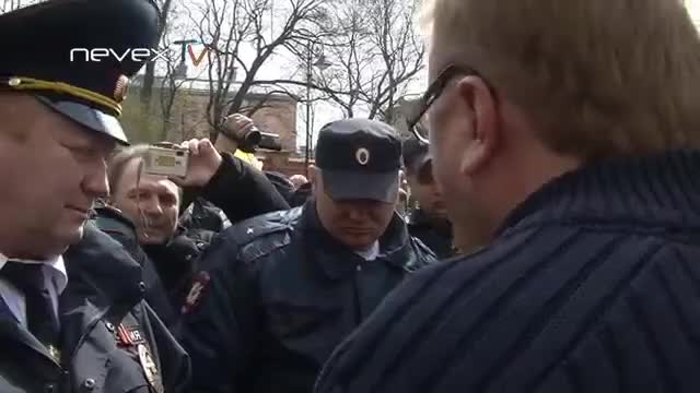Питер 1 мая 2015 Милонова бомбит