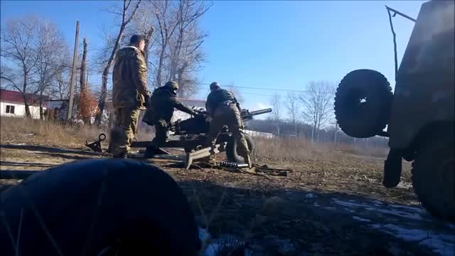 Ukrainian Artillerymen Receive Accurate Counter Battery Fire