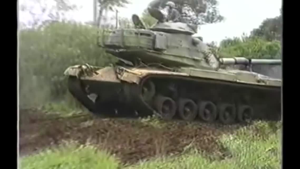 Танки грязи не боятся
