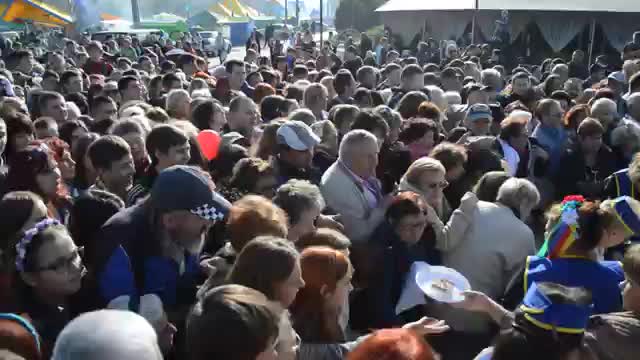 Как запорожцы праздничный торт ели