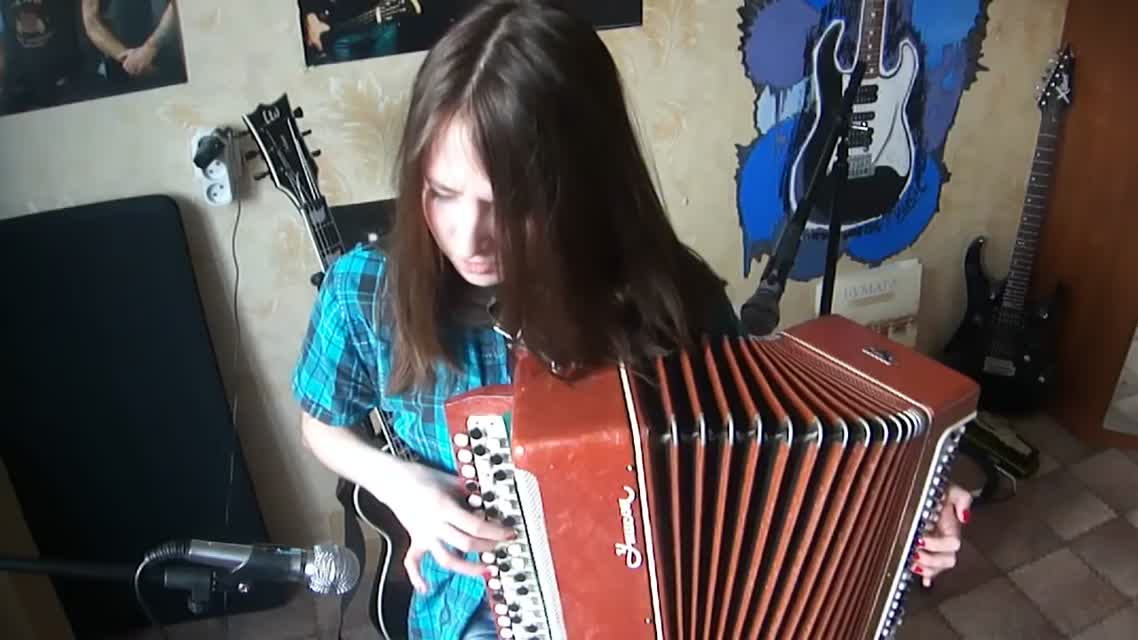 The Trooper - Iron Maiden (bayan_guitar solo cover)