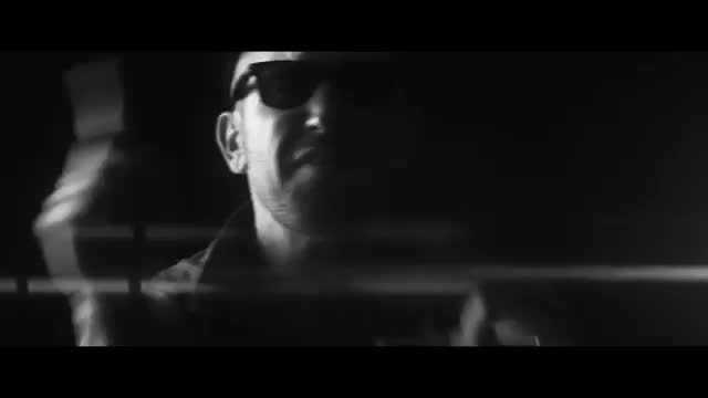 Hollywood Undead-Gravity