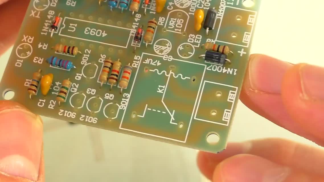ИНФРАКРАСНЫЙ ВЫКЛЮЧАТЕЛЬ KIT DIY