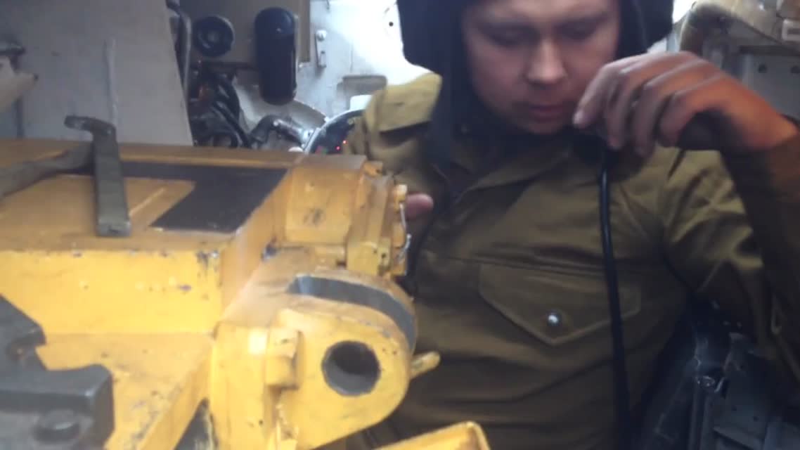 Загрузка Т80Б