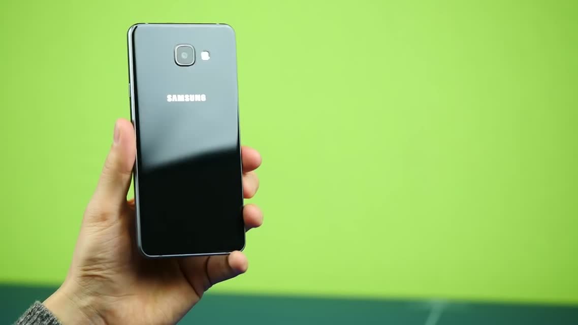 Обзор смартфона Samsung Galaxy A7 (2016)