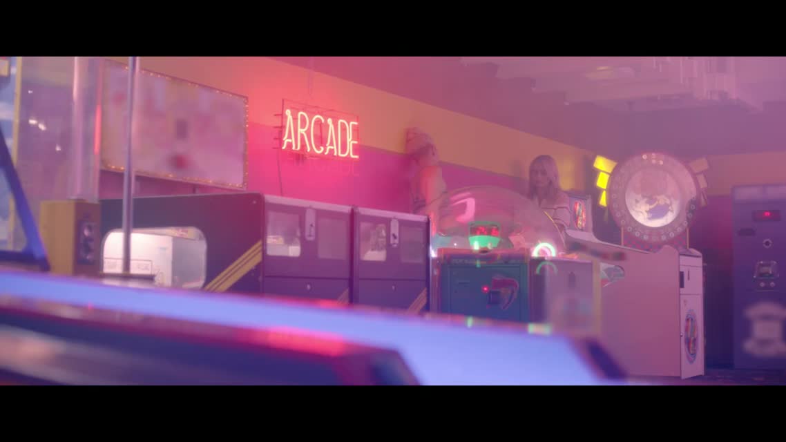 Hayley Kiyoko - Cliffs Edge