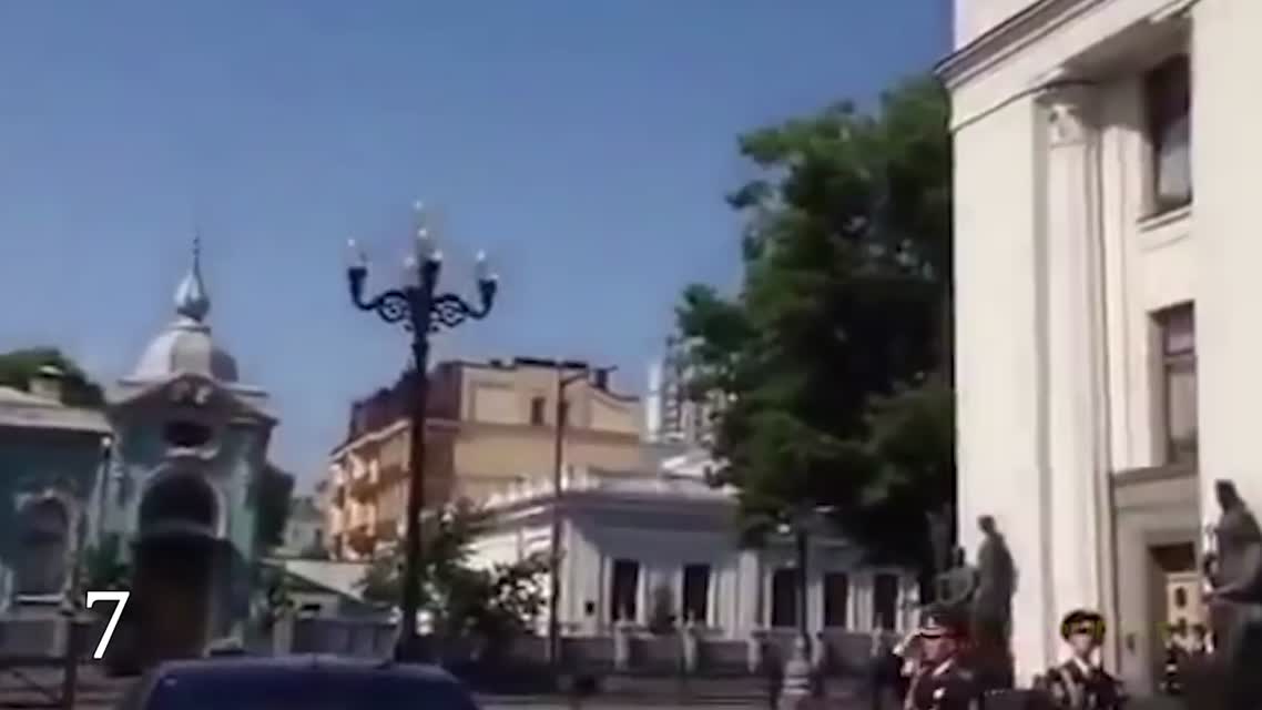 10 ОБМОРОКОВ В САМЫЙ НЕПОДХОДЯЩИЙ МОМЕНТ