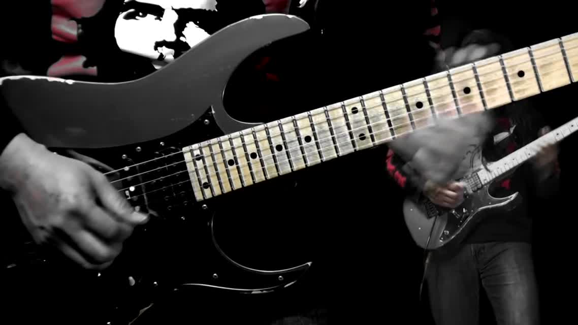 F_r_Elise_-_Beethoven_on_Guitar_Now_on_iTunes