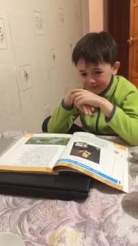 Мальчик не хочет учить стих 2
