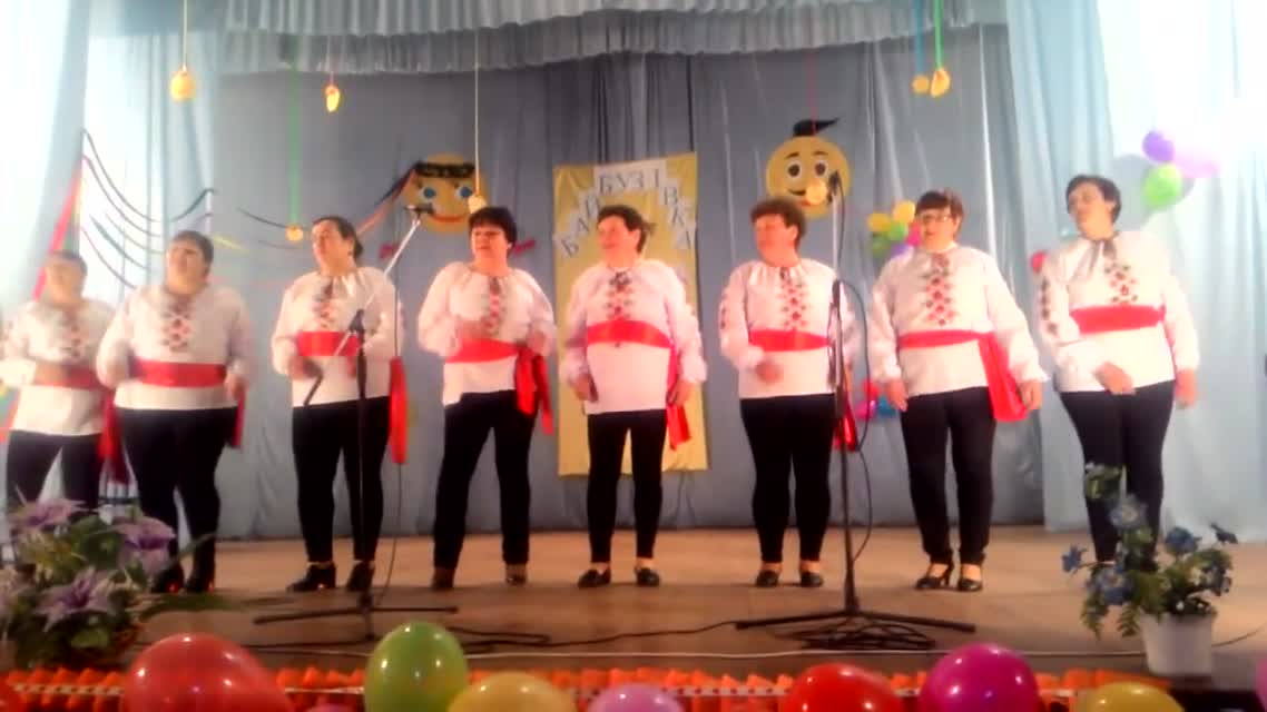 На лабутенях і в облягаючих штанях