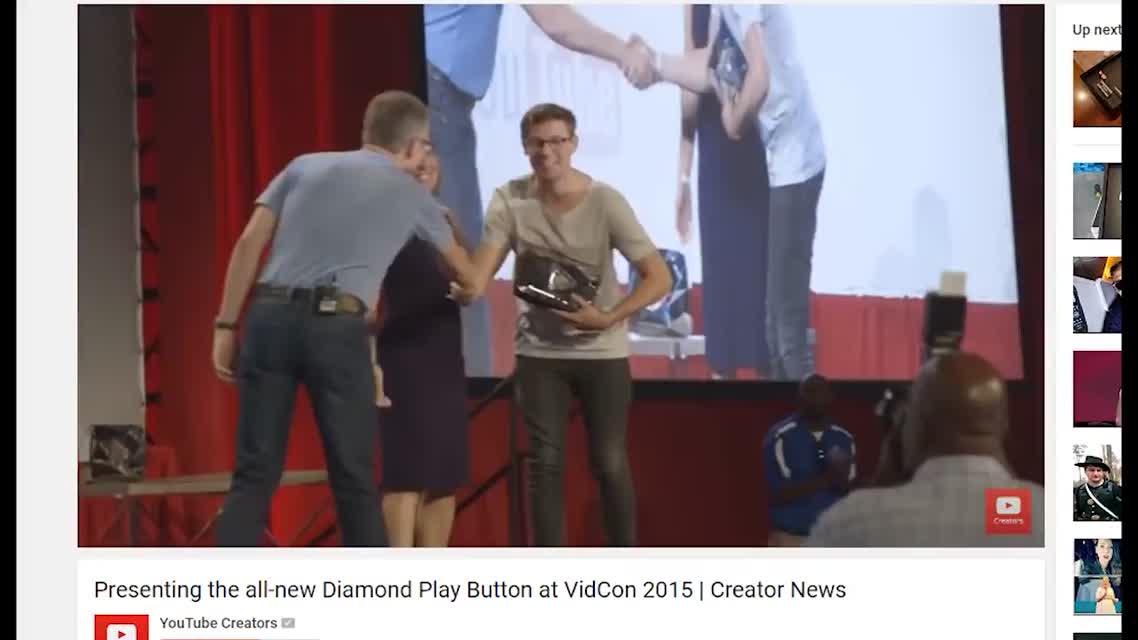 THE DIAMOND PLAY BUTTON!!