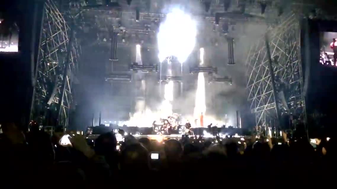 Rammstein - RAMM4 (live,new song,02/06/16)