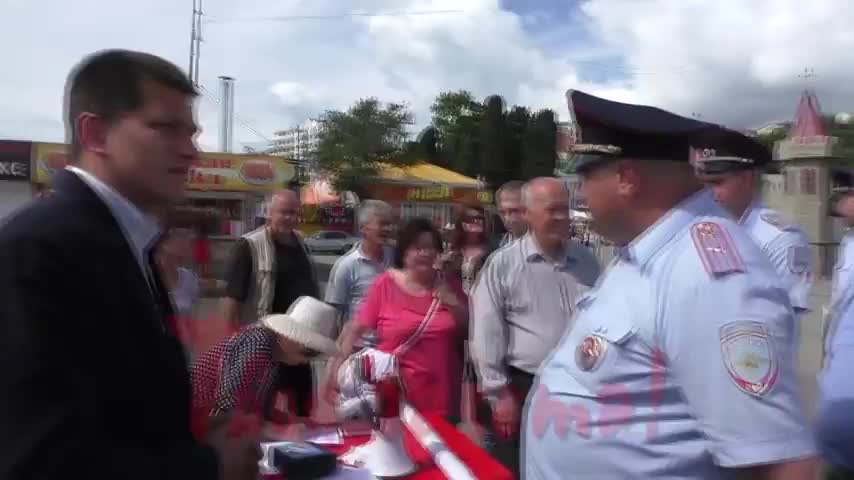 КРЫМ ЛЮБИТ РОССИЮ!