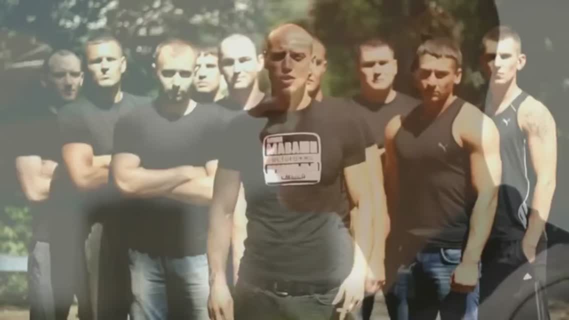 Миша Маваши, правильная петушиная версия.