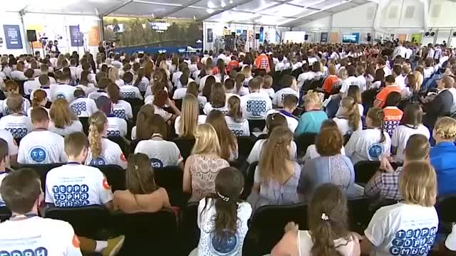 МЕДВЕДЕВ УЧИТЕЛЯМ_ НЕ ХВАТАЕТ ДЕНЕГ, ИДИТЕ В БИЗНЕС! (полная версия ответа)