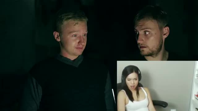 СТРИМЕРША ЗАБЫЛА ВЫКЛЮЧИТЬ КАМЕРУ