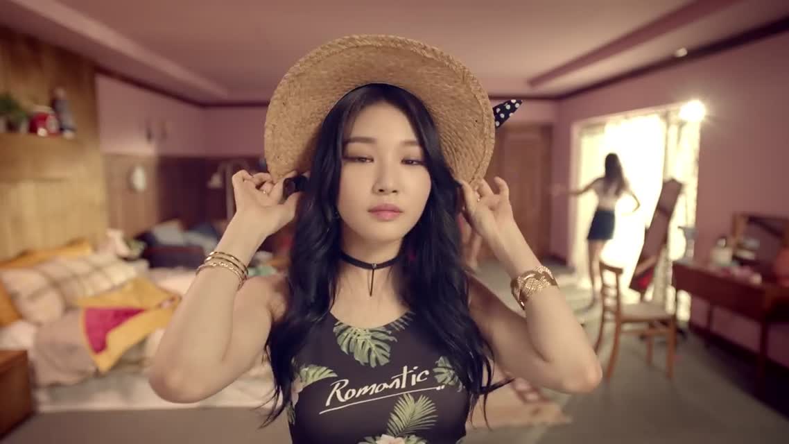 I.O.I(아이오아이) - Whatta Man (Good man)