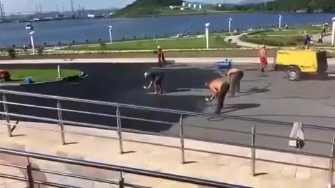 Хозяин едет