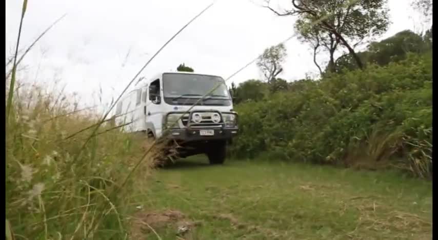 FUSO EARTHCRUISER 4X4 CAMPER CAR