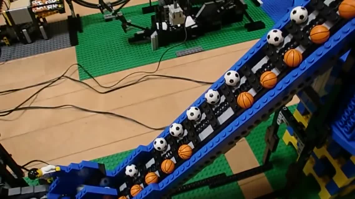 LEGO на 100000$