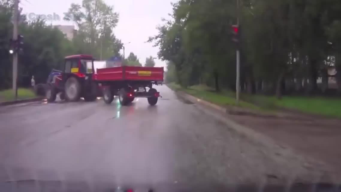 Heavy Equipment Accidents caught on tape