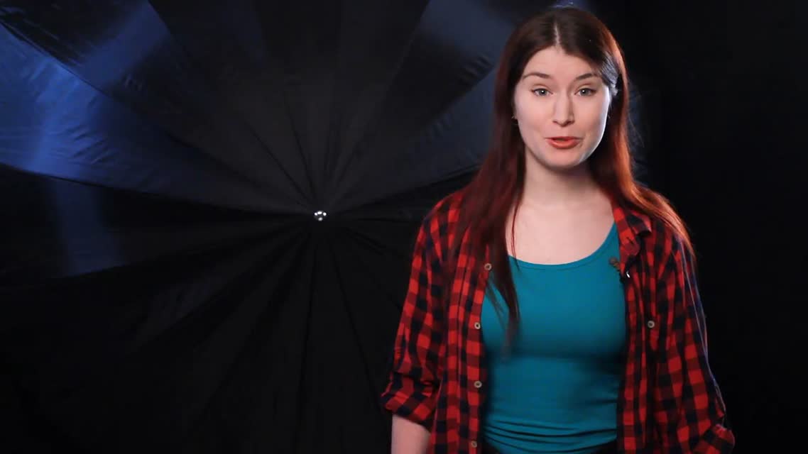 В Playboy вернули голых моделей