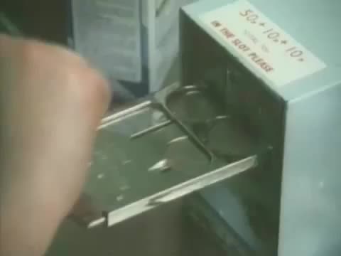 Тем временем / Meantime (1984)