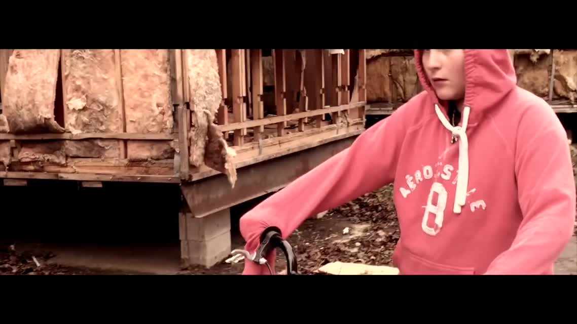 KING 810 - Desperate Lovers (official music video)